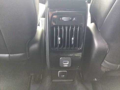 Used 2025 Jeep Compass Latitude AWD/4WD image 43