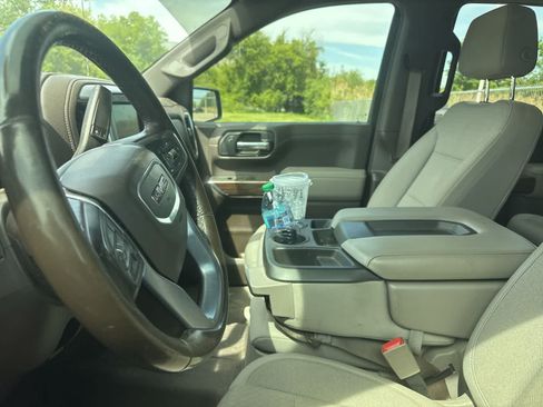 Used 2019 GMC Sierra 1500 SLE w/ SLE Value Package AWD/4WD image 33