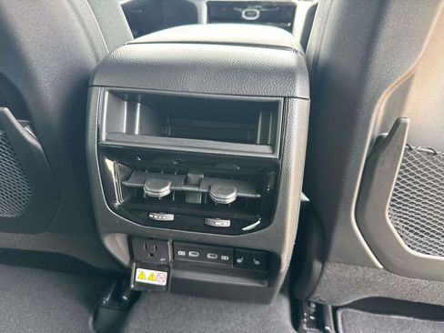 New 2026 Jeep Grand Cherokee Limited RWD image 25