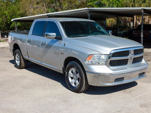 Used 2017 RAM 1500 Classic SLT image 15