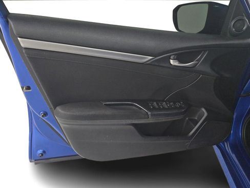 Used 2018 Honda Civic EX image 19