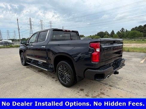 Used 2024 Chevrolet Silverado 1500 High Country w/ Technology Package AWD/4WD image 2