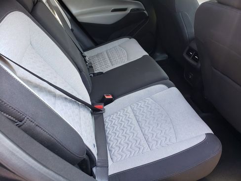 Used 2023 Chevrolet Equinox LT image 10