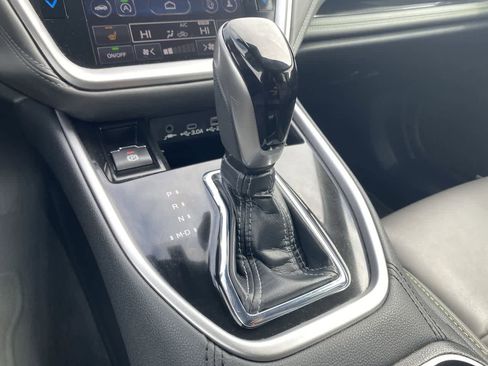 Used 2024 Subaru Outback Onyx Edition image 19