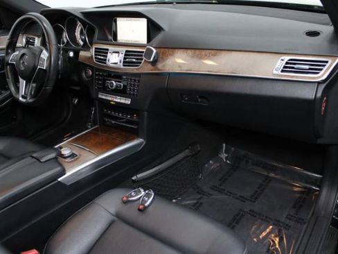 Used 2015 Mercedes-Benz E 350 4MATIC image 27