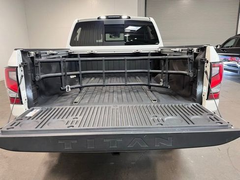 Used 2021 Nissan Titan PRO-4X w/ Pro-4x Convenience Package image 16