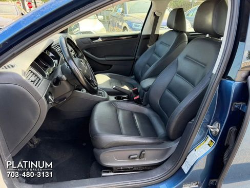 Used 2017 Volkswagen Jetta SEL FWD image 11