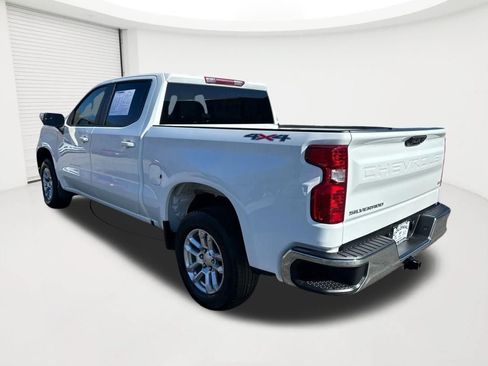 Used 2023 Chevrolet Silverado 1500 LT AWD/4WD image 7