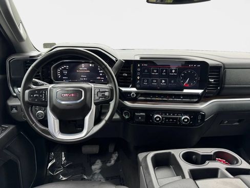 Used 2026 GMC Sierra 1500 SLT AWD/4WD image 12