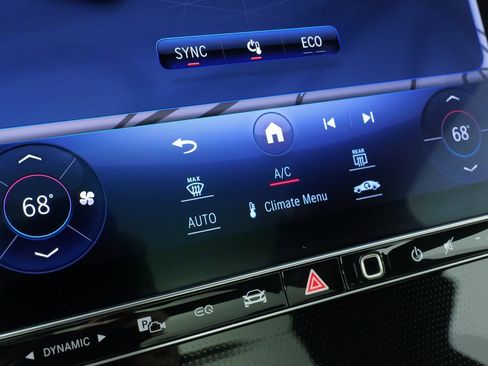 Used 2023 Mercedes-Benz EQE 500 4MATIC Sedan image 55