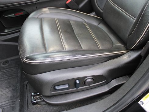 Used 2023 GMC Acadia Denali w/ Denali Ultimate Package AWD/4WD image 19