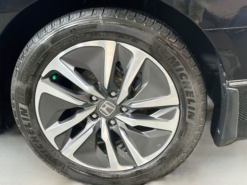 Used 2021 Honda Accord EX image 30