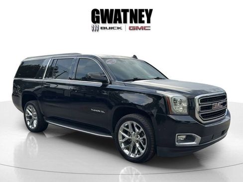 Used 2018 GMC Yukon XL SLT image 1