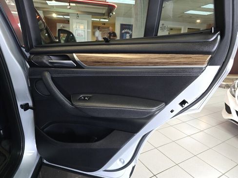 Used 2017 BMW X3 xDrive28i image 13