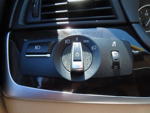 Used 2015 BMW 528i Sedan RWD image 29