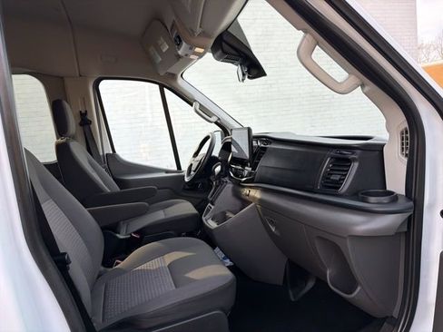 Used 2024 Ford Transit 350 XLT image 12