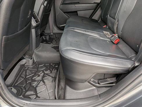 Used 2023 Kia Sportage EX image 19