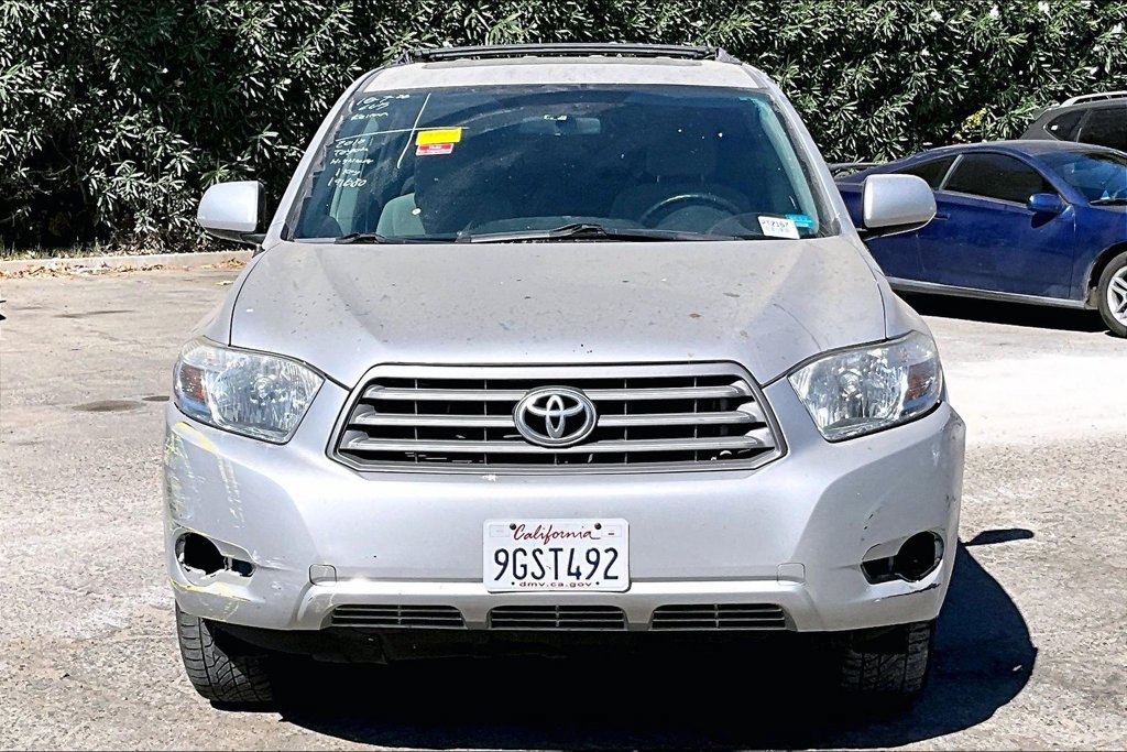 Used 2010 Toyota Highlander 4WD w/ Extra Value Pkg 2 image 2