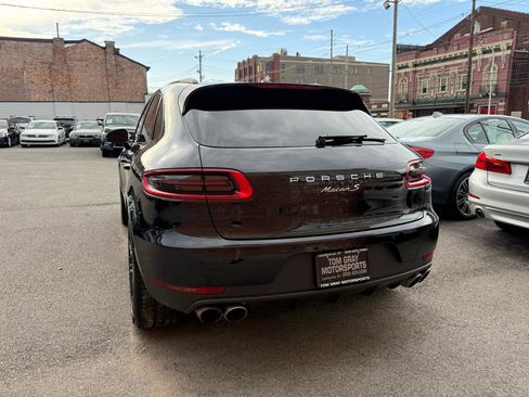 Used 2017 Porsche Macan S AWD/4WD image 4