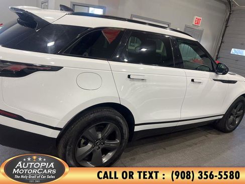 Used 2025 Land Rover Range Rover Velar Dynamic SE image 6