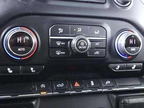 Used 2021 Chevrolet Silverado 1500 LT w/ Convenience Package II image 24