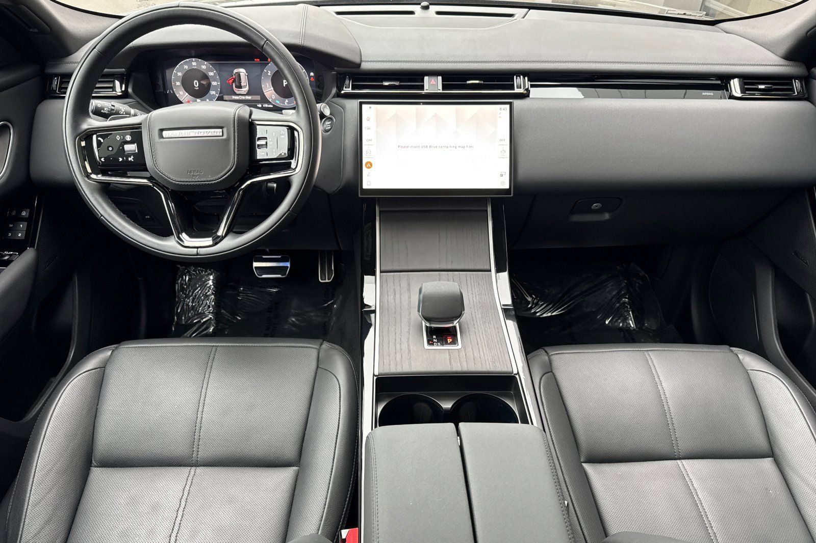 Certified 2026 Land Rover Range Rover Velar Dynamic SE AWD/4WD image 14