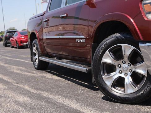 Used 2019 RAM 1500 Laramie AWD/4WD image 2