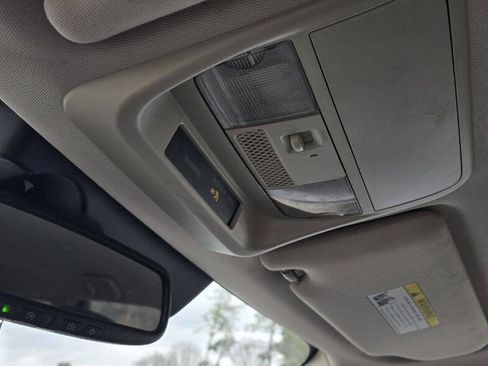 Used 2020 Mitsubishi Outlander SEL image 22