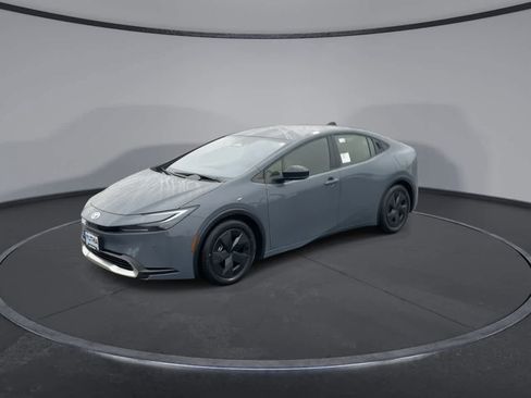 New 2026 Toyota Prius Plug-In Hybrid image 4