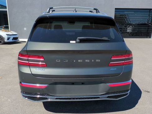 Certified 2025 Genesis GV80 2.5T Standard AWD/4WD image 5