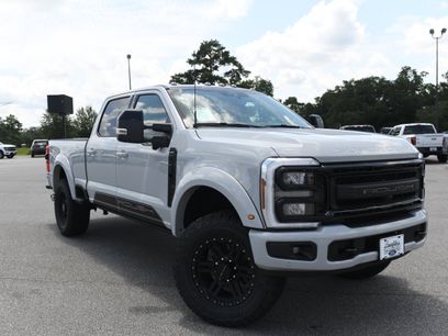 New 2026 Ford F250 Lariat w/ Black Appearance Package