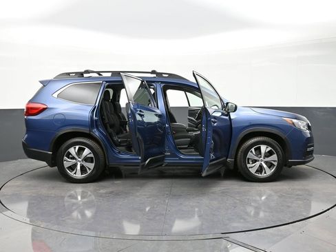 Used 2021 Subaru Ascent Premium w/ Convenience Package image 34