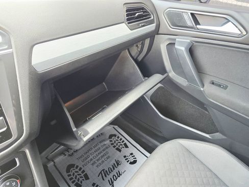 Used 2018 Volkswagen Tiguan S FWD image 25