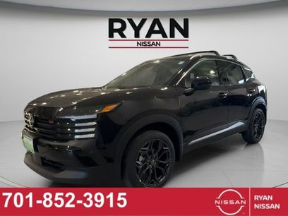 New 2026 Nissan Kicks SR w/ Cold Weather Package