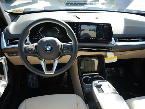Used 2025 BMW X1 xDrive28i w/ Convenience Package image 13