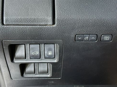 Used 2011 Lexus RX 350 AWD image 17