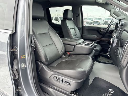 Used 2020 GMC Sierra 1500 SLT image 25