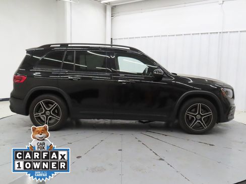 Used 2024 Mercedes-Benz GLB 250 image 2