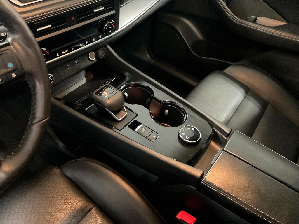 Certified 2023 Nissan Rogue SV w/ SV Premium B Package AWD/4WD image 20