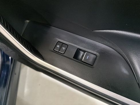 Used 2024 Toyota RAV4 XLE AWD/4WD image 39