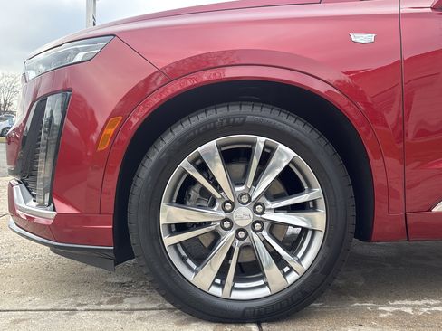 Used 2024 Cadillac XT6 Premium Luxury w/ Platinum Package image 17
