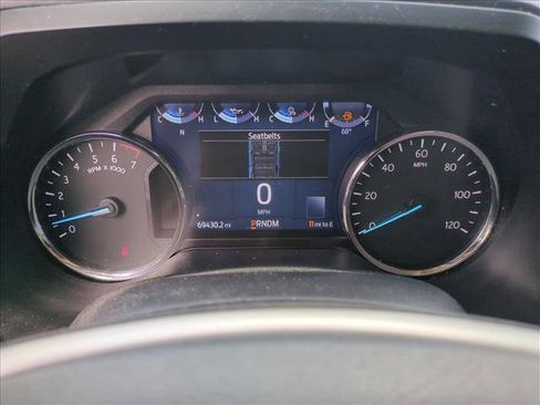 Used 2022 Ford Expedition XLT image 11