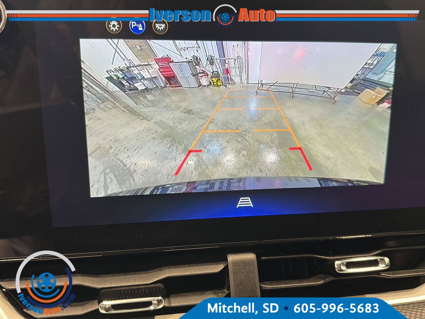 Used 2026 Chevrolet Equinox LT AWD/4WD image 20
