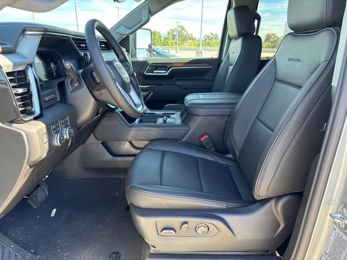 New 2026 GMC Sierra 2500 Denali w/ Denali Reserve Package image 25