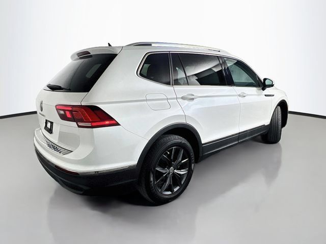 Used 2023 Volkswagen Tiguan SE FWD image 8