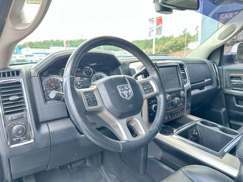 Used 2014 RAM 2500 Laramie w/ Convenience Group AWD/4WD image 10
