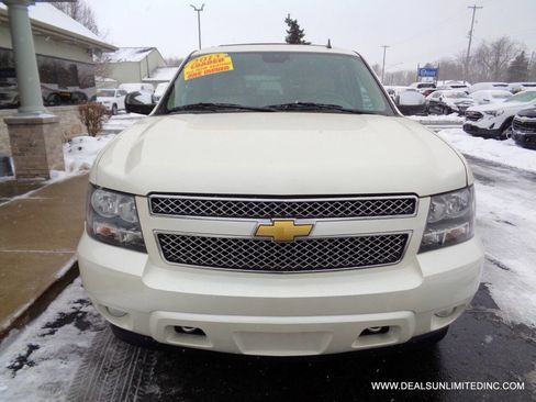Used 2013 Chevrolet Tahoe LTZ image 30