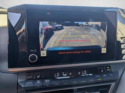 Used 2025 Toyota Camry LE image 13