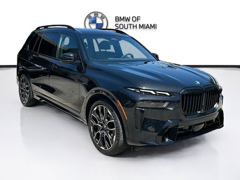 Certified 2023 BMW X7 xDrive40i w/ Executive Package AWD/4WD image 1