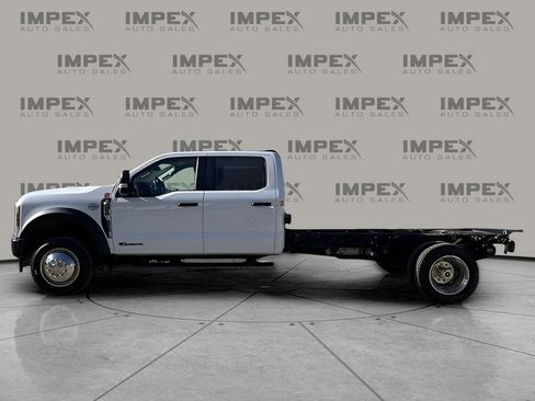 Used 2024 Ford F450 XL image 5